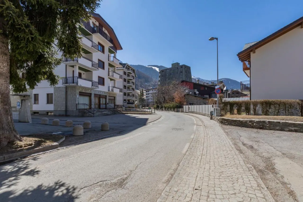 Europa Master Guest Apartment Aprica 0*,  Italy