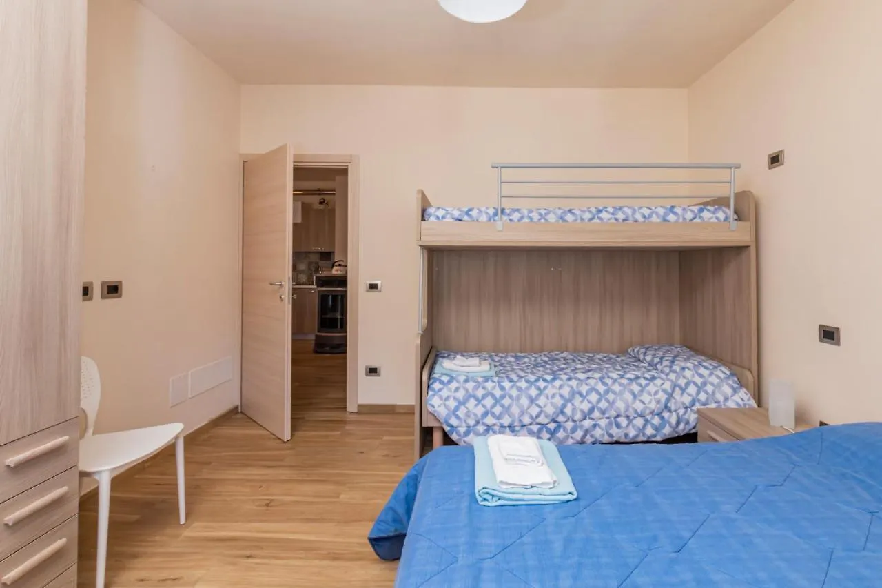 Europa Master Guest Apartment Aprica 0*,