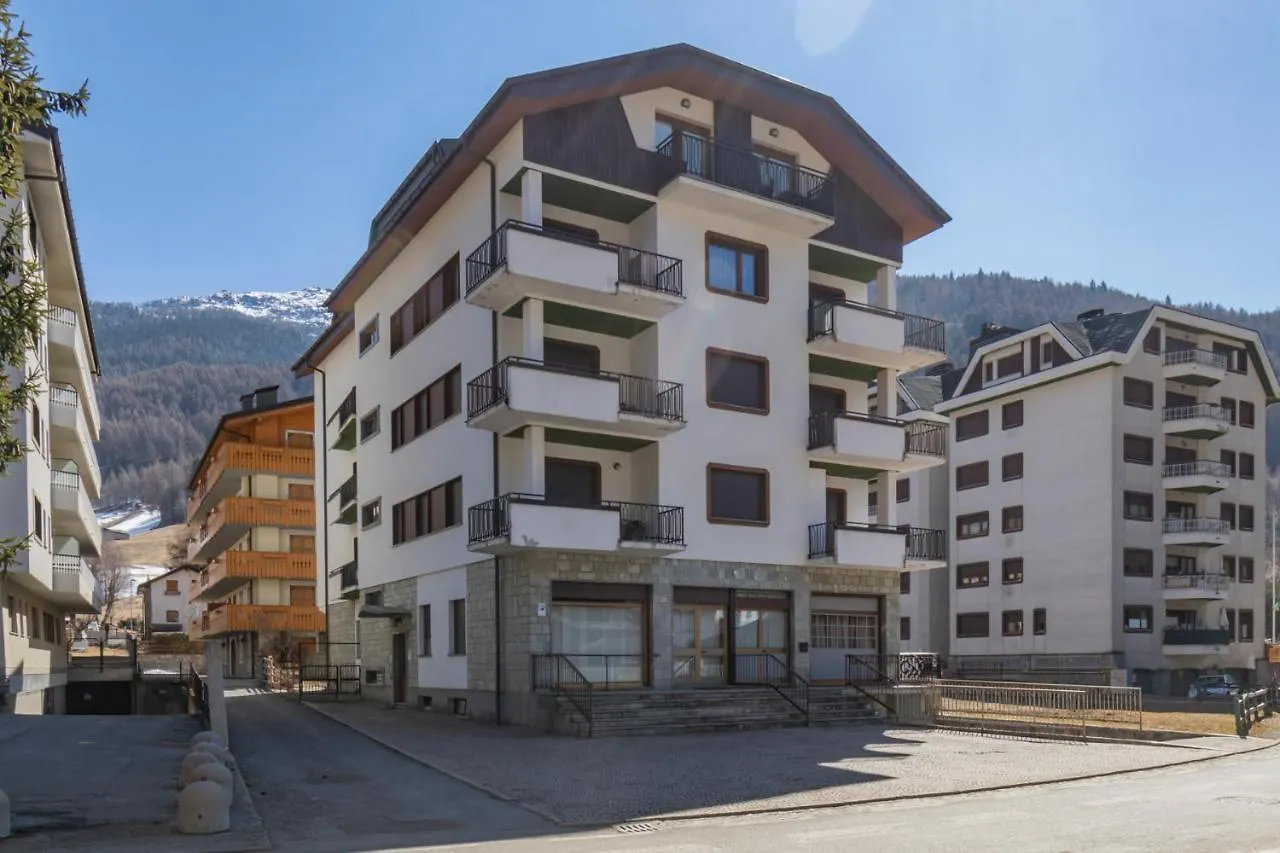 Europa Master Guest Apartment Aprica