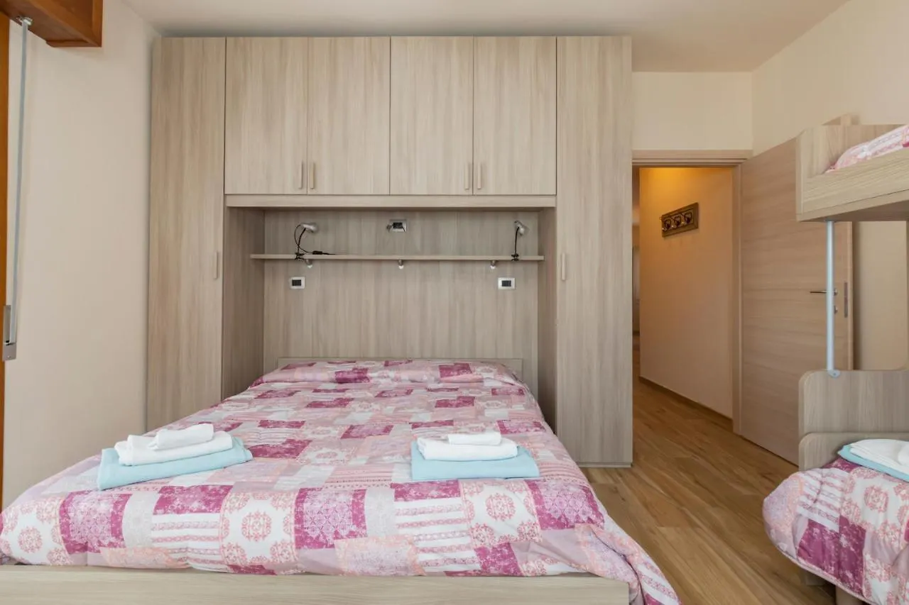 Europa Master Guest Apartment Aprica Italy